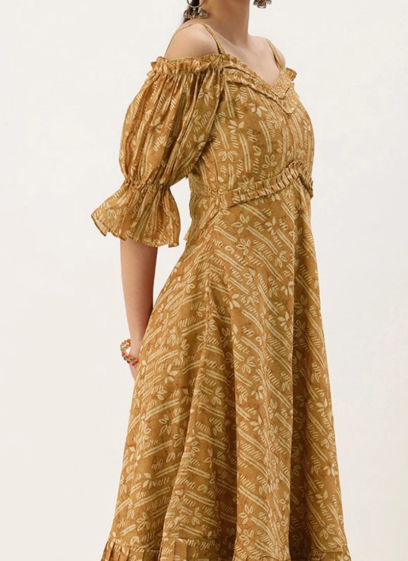 Green Printed Art Silk Cotton Maxi Dress After Six Wear Festive Wear 3 Green Printed Art Silk Cotton Maxi Dress After Six Wear Festive Wear