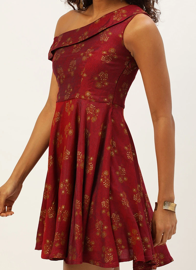 Maroon Printed One Shoulder Dress Party Wear After Six Wear 3 Maroon Printed One Shoulder Dress Party Wear After Six Wear