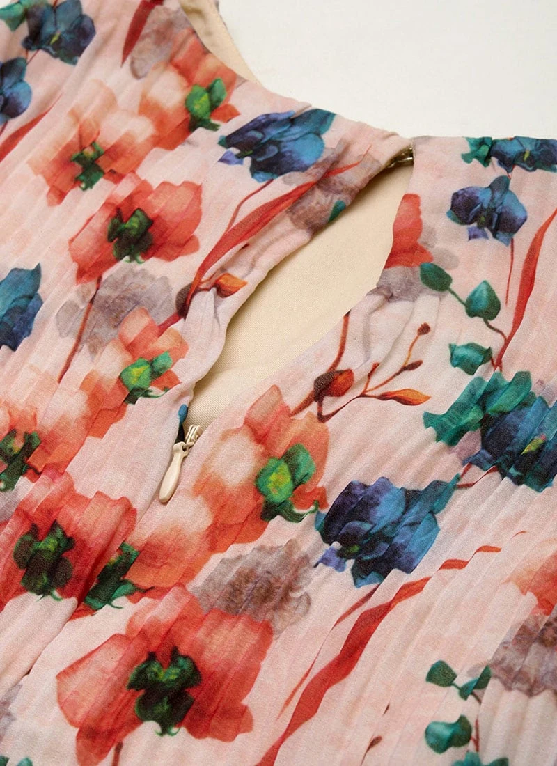 Multicoloured Georgette Pleated Dress After Six Wear Party Wear 7 Multicoloured Georgette Pleated Dress After Six Wear Party Wear - Image 5