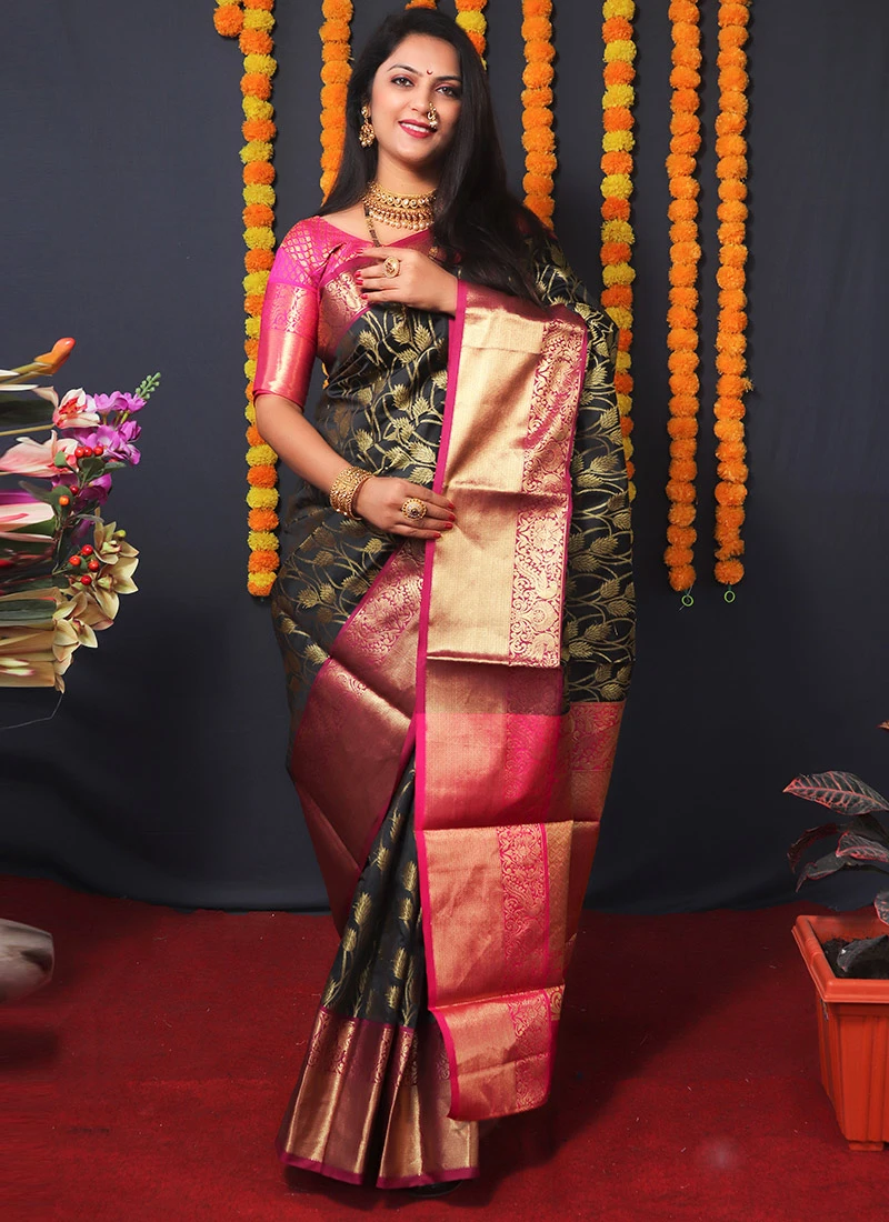 Black Kancheepuram Silk Zari Weaving Work Saree Festive Wear 5 Black Kancheepuram Silk Zari Weaving Work Saree Festive Wear - Image 3