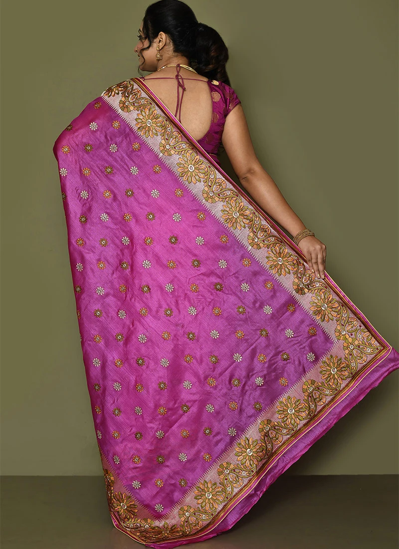 Embroidered Rani Pink Color Pure Banarasi Silk Saree Wedding Wear 6 Embroidered Rani Pink Color Pure Banarasi Silk Saree Wedding Wear - Image 4
