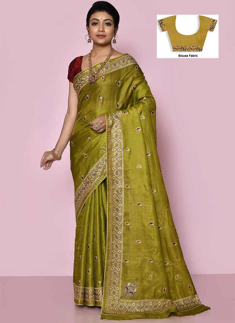 Pure Banarasi Silk Embroidered Mehendi Green Saree Wedding Wear 5 Pure Banarasi Silk Embroidered Mehendi Green Saree Wedding Wear - Image 3